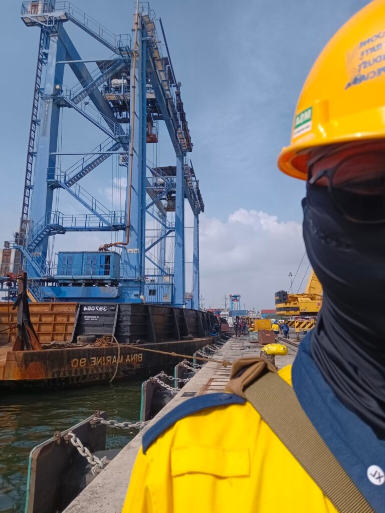 filter: 0; fileterIntensity: 0.0; filterMask: 0; captureOrientation: 270; module: photo; 
hw-remosaic: false; 
touch: (-1.0, -1.0); 
modeInfo: ; 
sceneMode: 8; 
cct_value: 5100; 
AI_Scene: (-1, -1); 
aec_lux: 128.0; 
aec_lux_index: 0; 
hist255: 0.0; 
hist252~255: 0.0; 
hist0~15: 0.0; 
albedo:  ; 
confidence:  ; 
motionLevel: 0; 
weatherinfo: null; 
temperature: 45;